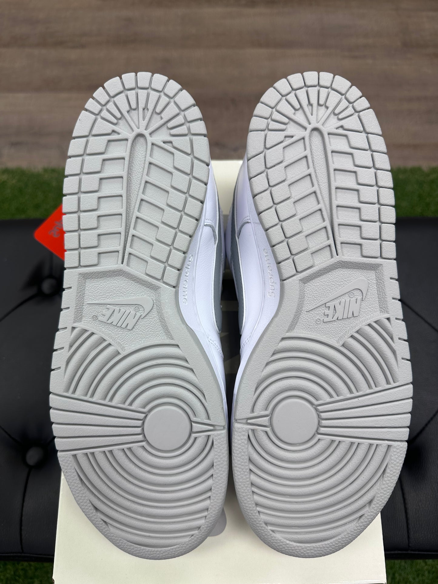 Nike SB Dunk Low Supreme 94 White Metallic Silver - Size 10