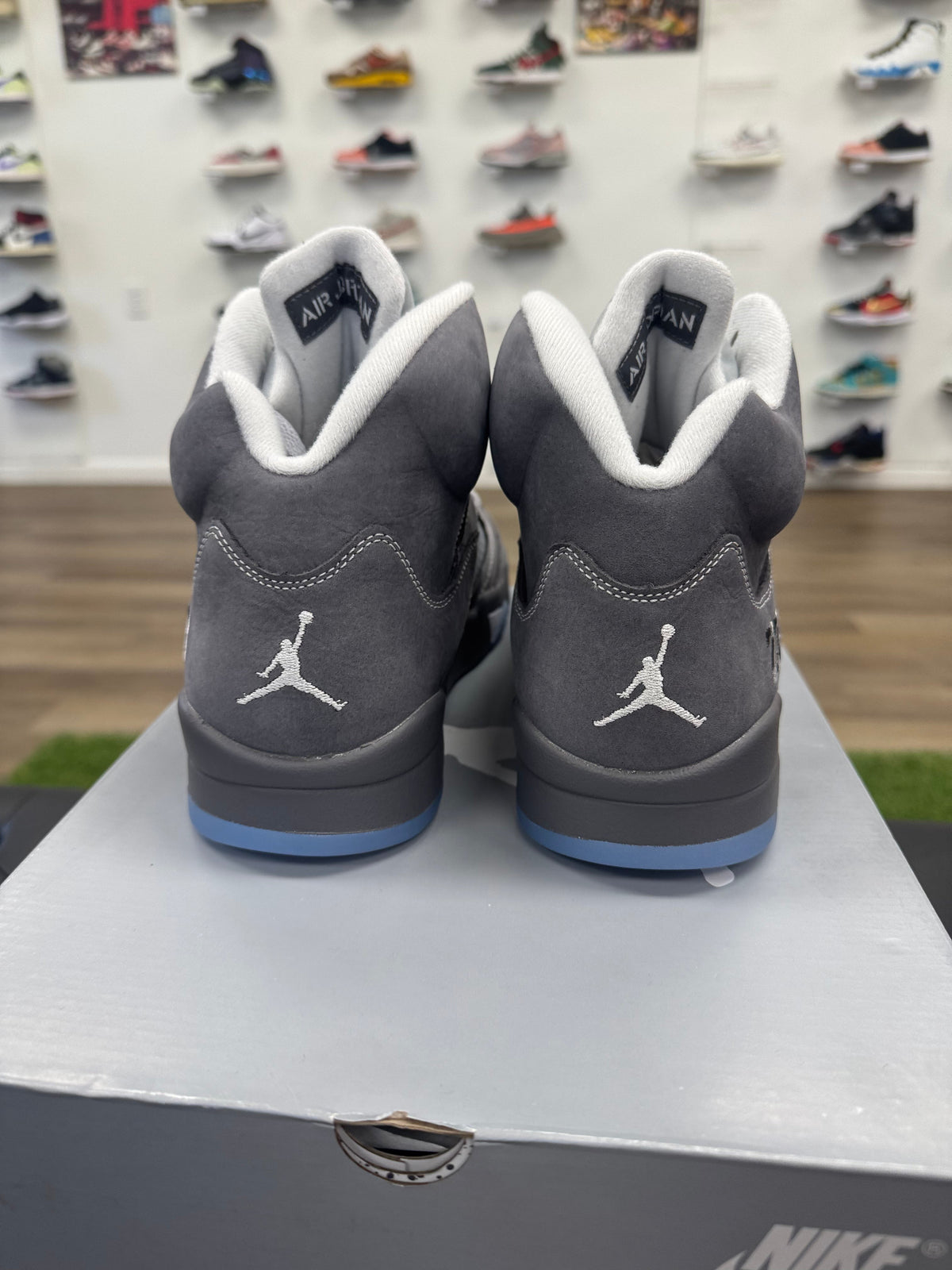 Jordan 5 Retro Wolf Grey (2026)