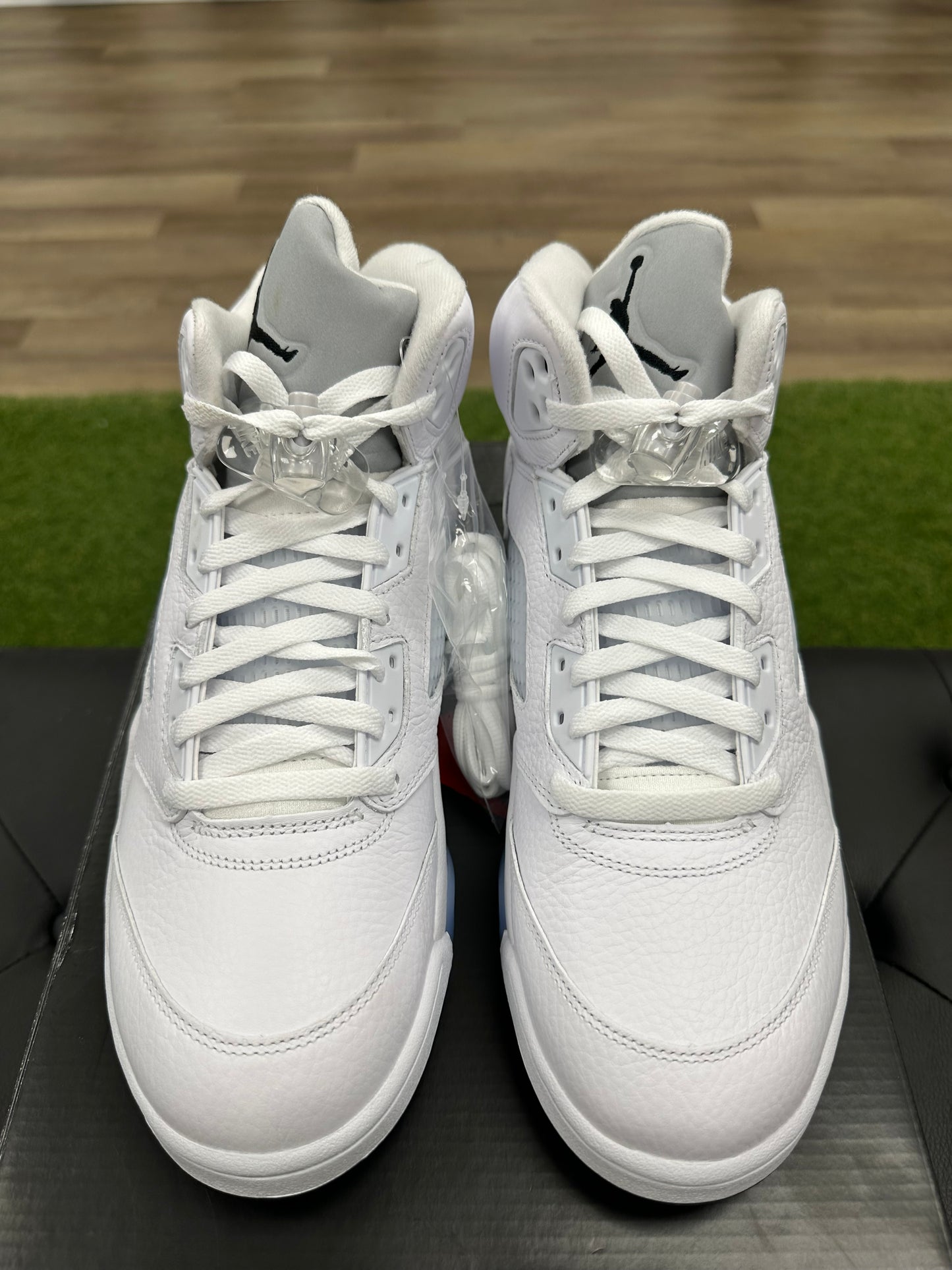 Jordan 5 Retro White Metallic (2026) - Size 11