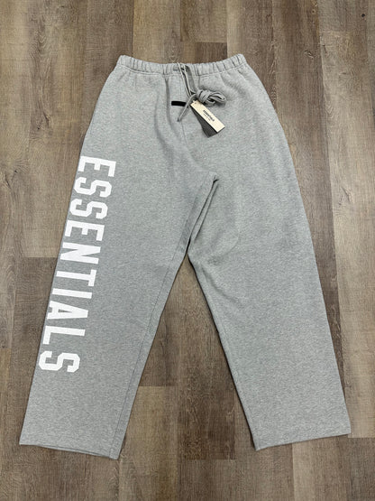 Fear of God Essentials Fleece Relaxed Sweatpant Grey - Mens