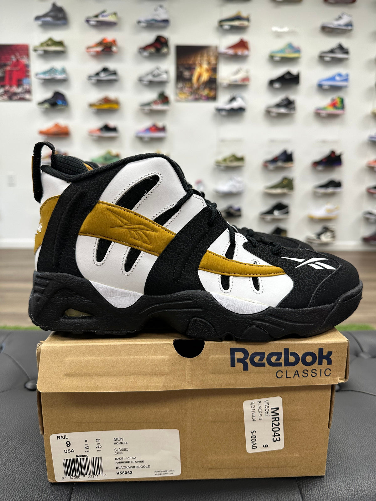Reebok Shaqnosis Low White Black