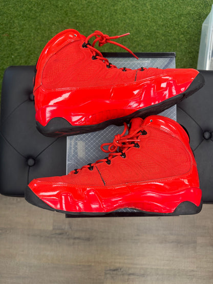 Jordan 9 Retro Chile Red