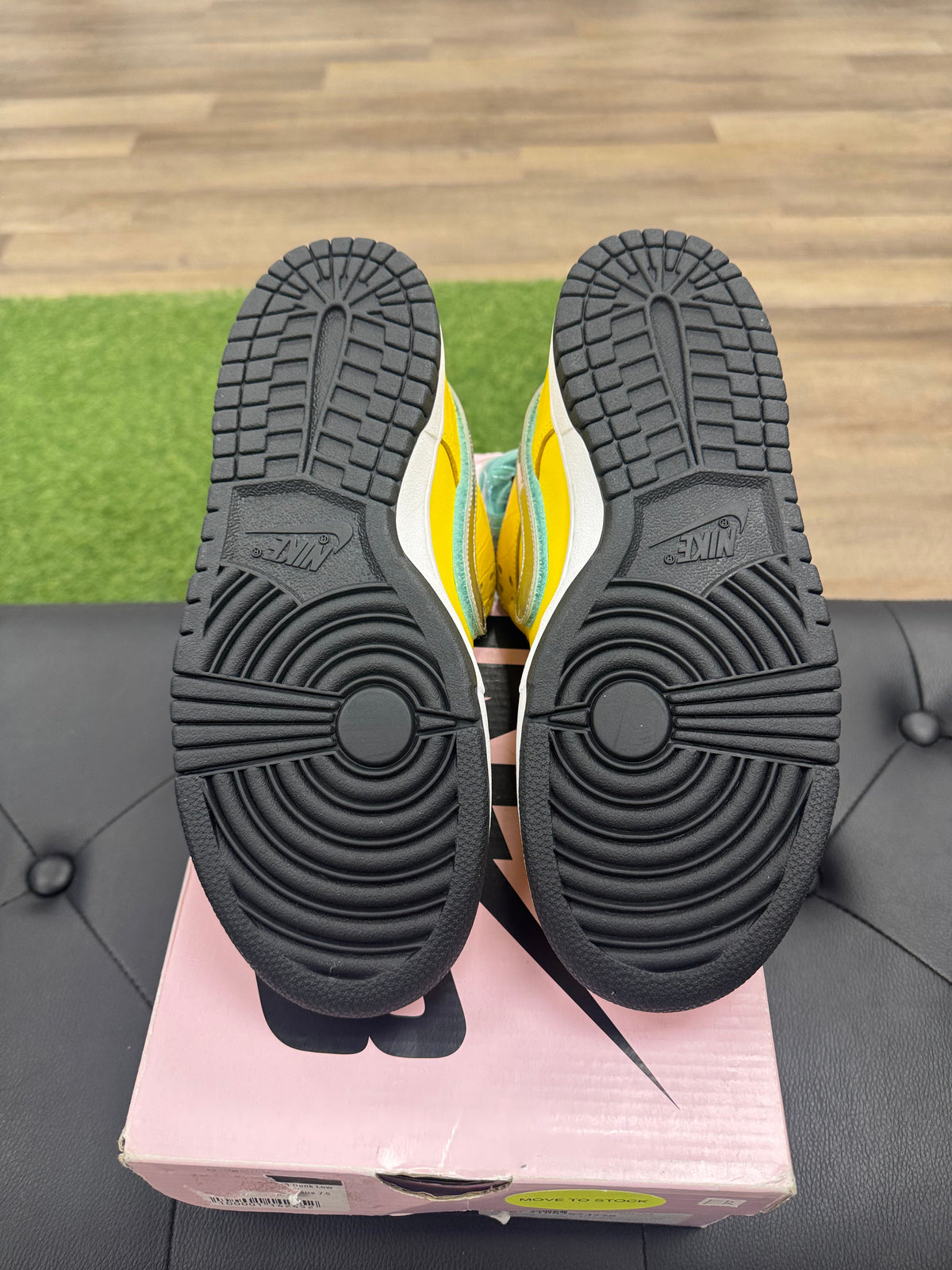 Nike SB Dunk Low Diamond Supply Co. Canary Diamond (Friends and Family)