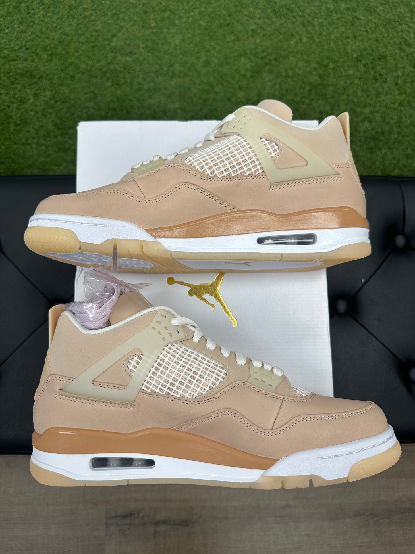 Jordan 4 Retro Shimmer - Size 10M 11.5W