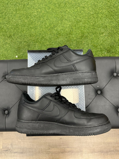 Nike Air Force 1 Low Supreme Black - Size 11.5 (U)