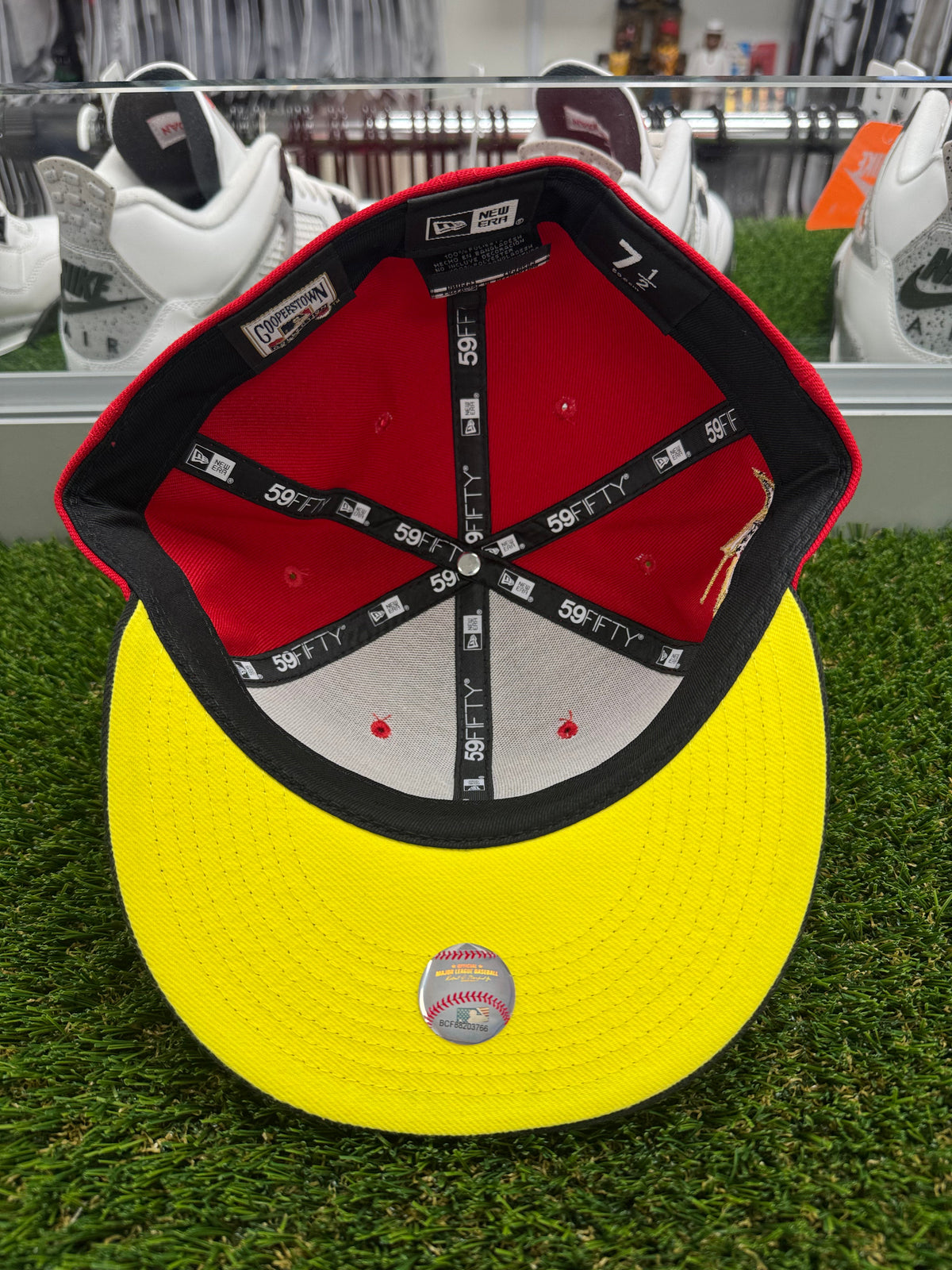 Miami Marlins Red/Black 2017 All Star Game Volt Bottom Fitted Hat