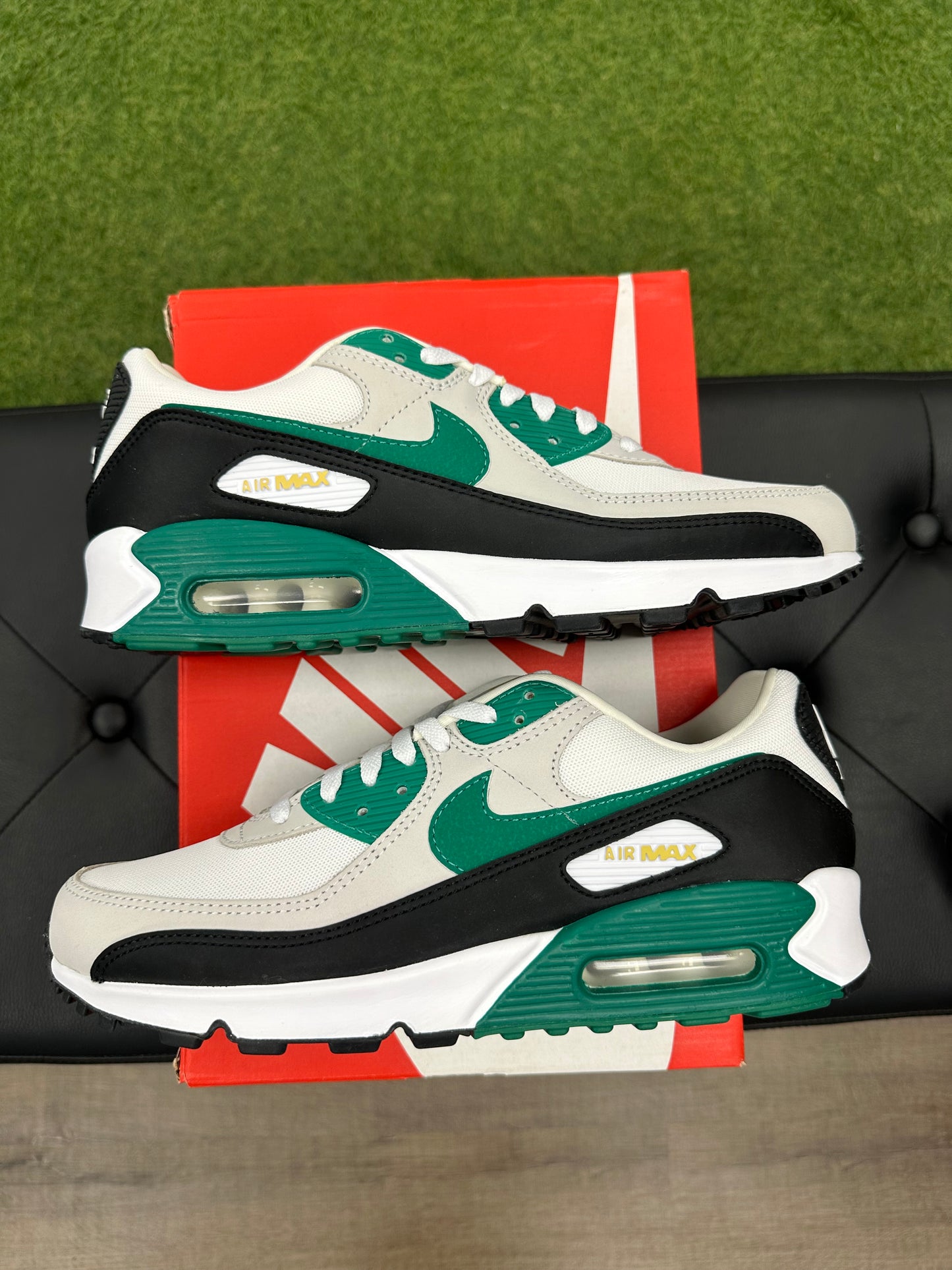 Nike Air Max 90 Malachite - Size 10