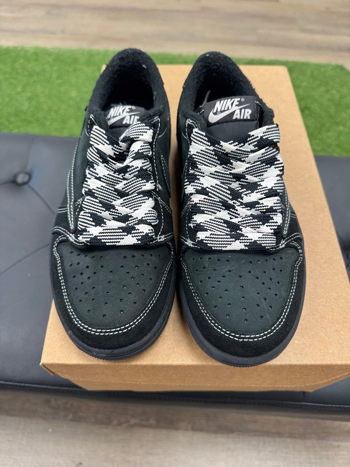 Jordan 1 Retro Low OG SP Travis Scott Black Phantom