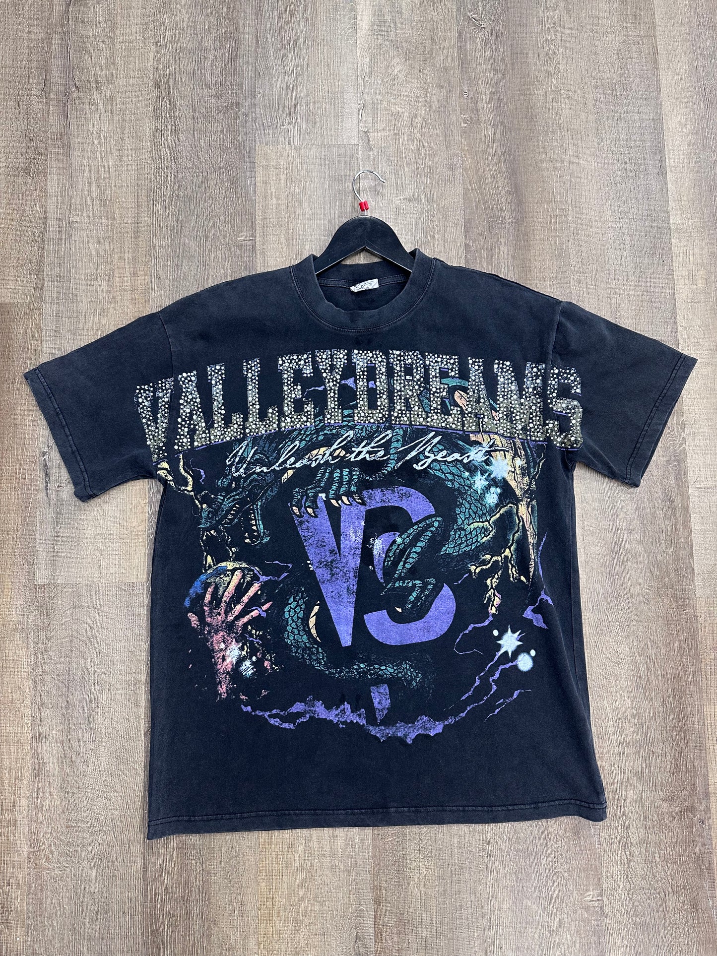Vale Valley Dreams Rhinestones T-Shirt Black - Size Large (U)