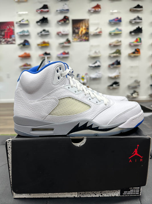Jordan 5 Retro White Stealth (2021) - Size 10.5