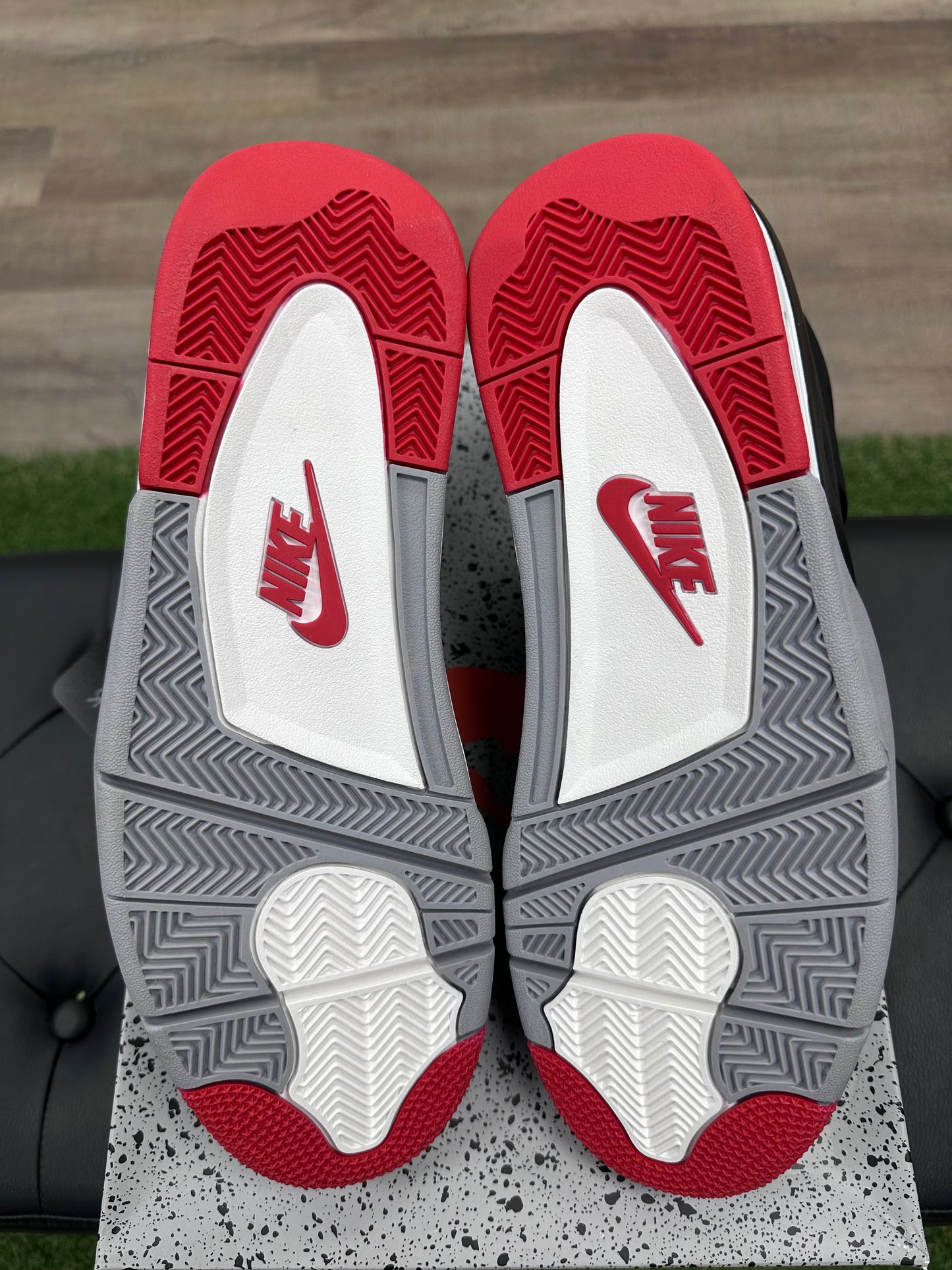 Jordan 4 Retro Bred Reimagined - Size 13