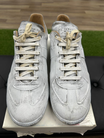Maison Margiela Replica White Painted - Size 12 (U)