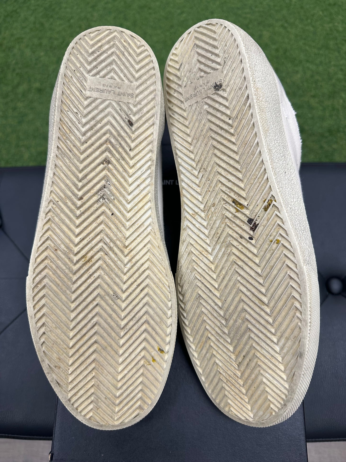Saint Laurent Distressed Canvas Court Classic Panna - Size 12 (U)