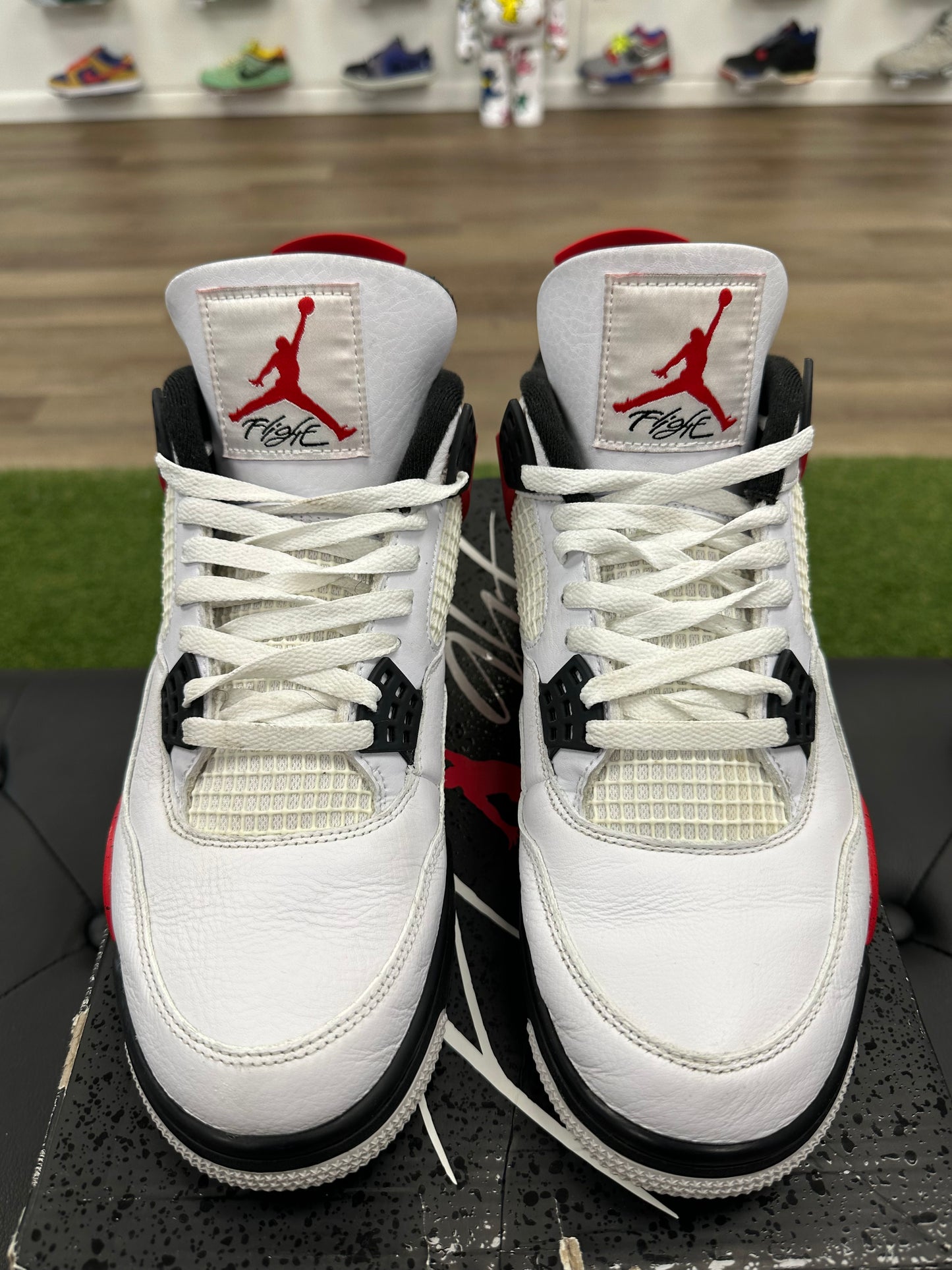 Jordan 4 Retro Red Cement - Size 11 (U)