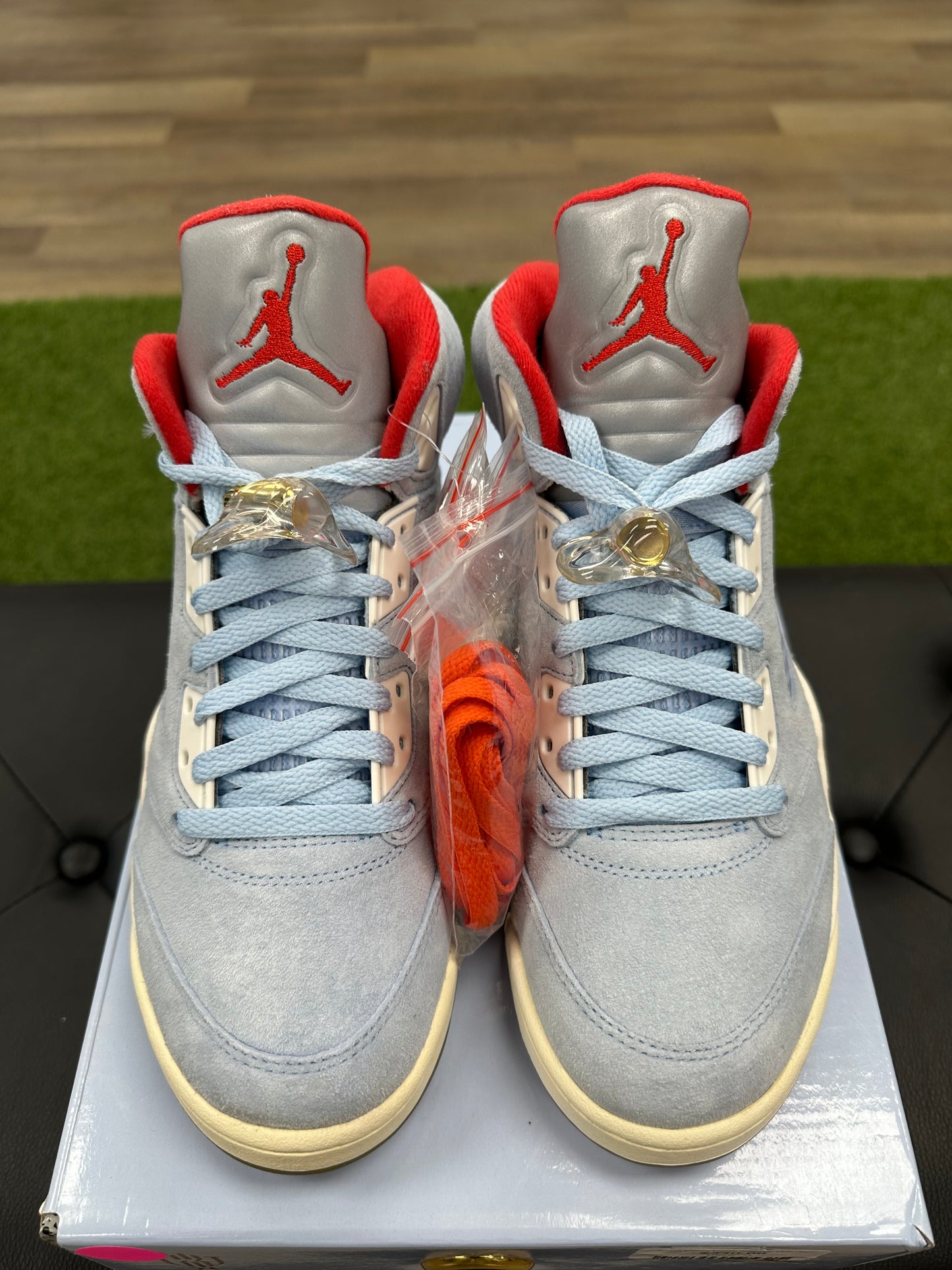 Jordan 5 Retro Trophy Room Ice Blue - Size 7