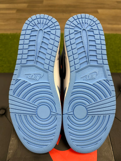 Jordan 1 Retro High OG University Blue - Size 8.5