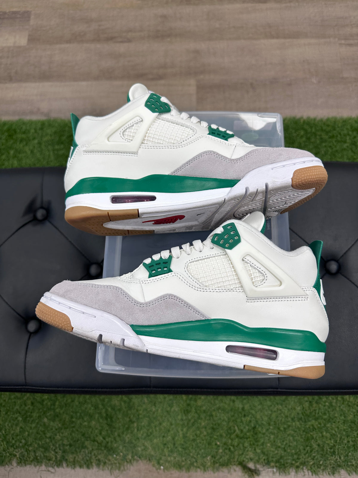 Jordan 4 Retro SB Pine Green