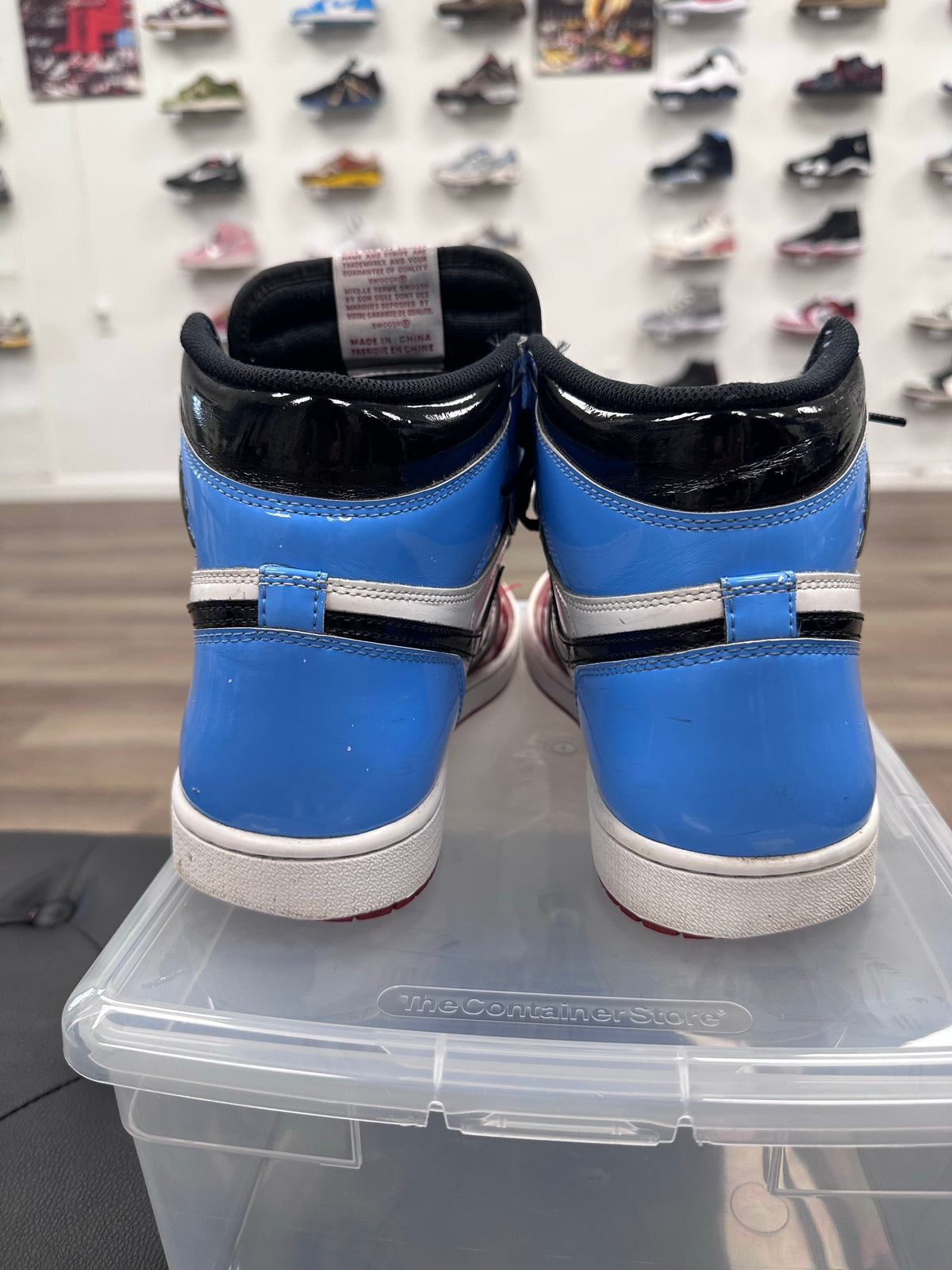 Jordan 1 Retro High Fearless UNC Chicago