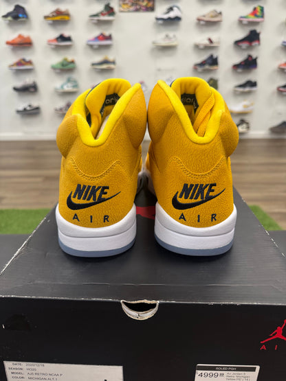 Jordan 5 Retro Michigan PE (2021)