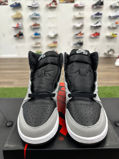 Jordan 1 Retro High Shadow 2.0 (GS) - Size 5 (U)