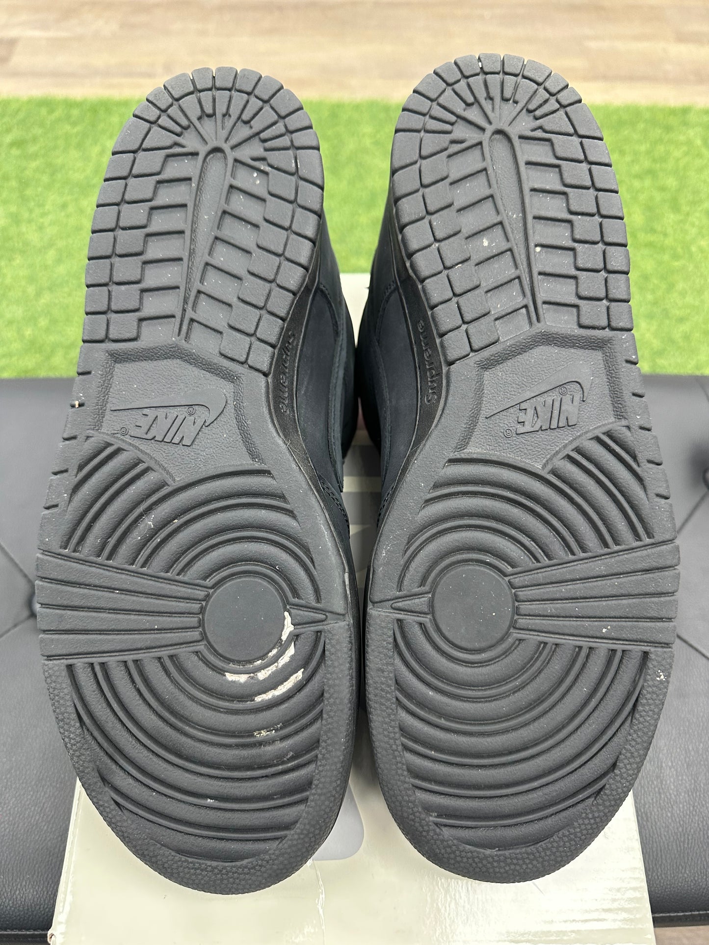 Nike SB Dunk Low Supreme 94 Black - Size 12 (U)