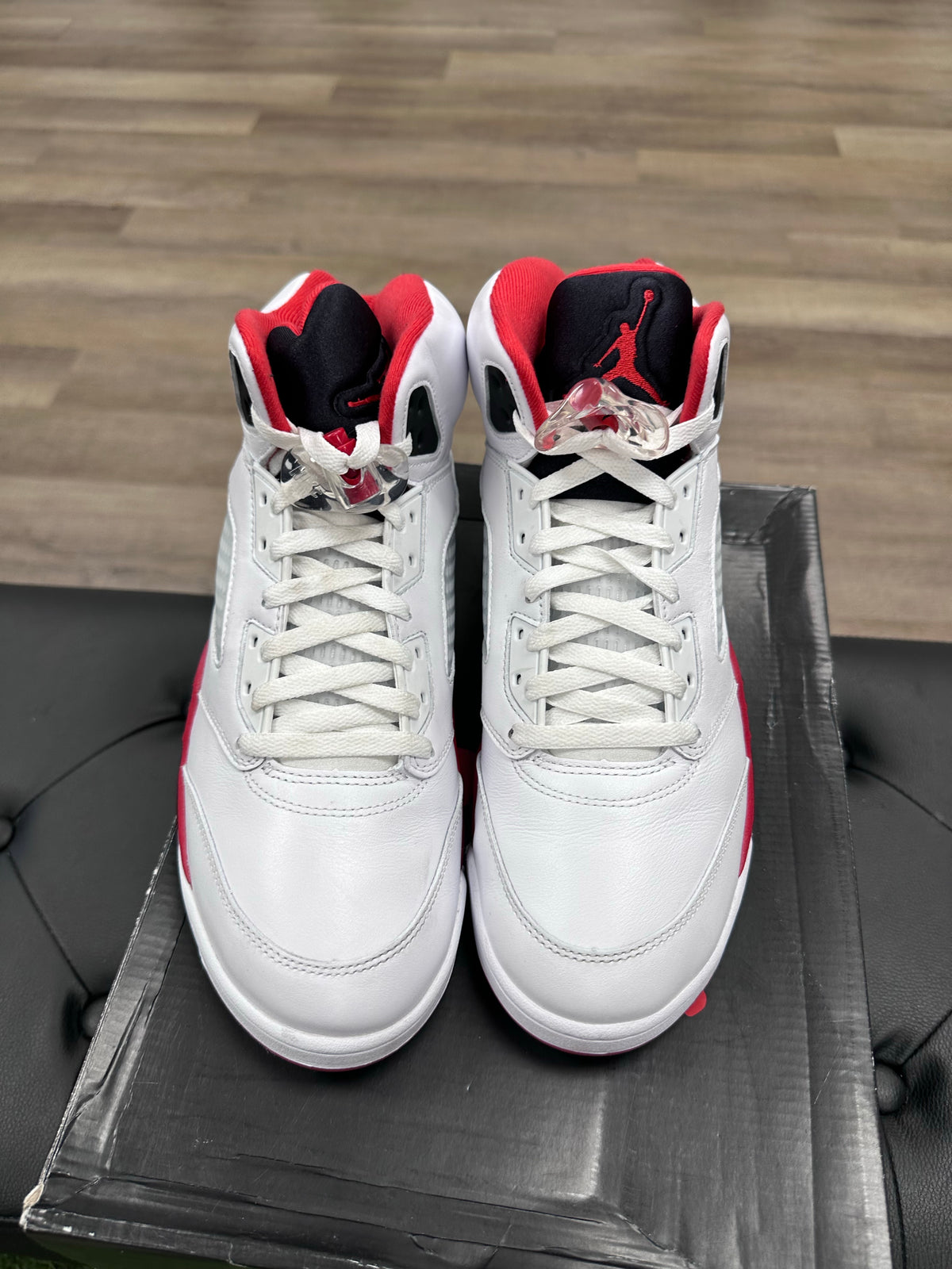 Jordan 5 Retro Fire Red Black Tongue (2025)
