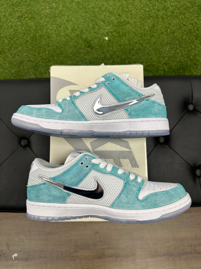 Nike SB Dunk Low April Skateboards - Size 9