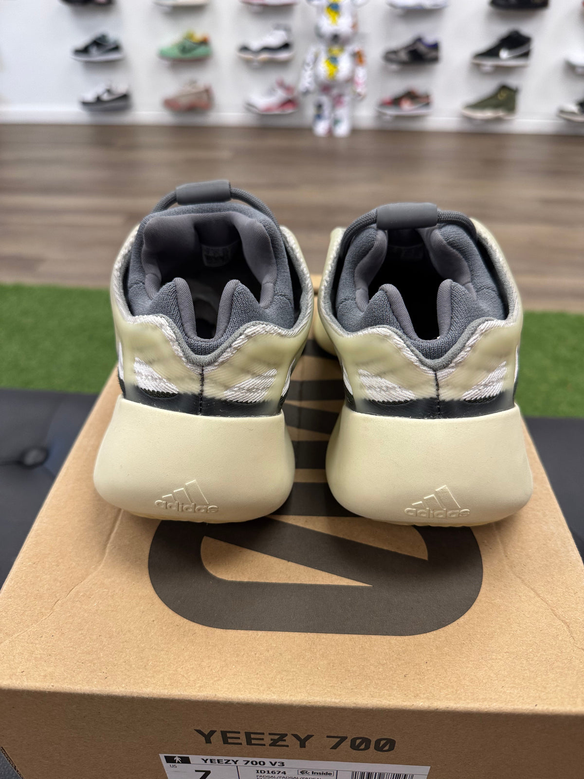 adidas Yeezy 700 V3 Fade Salt
