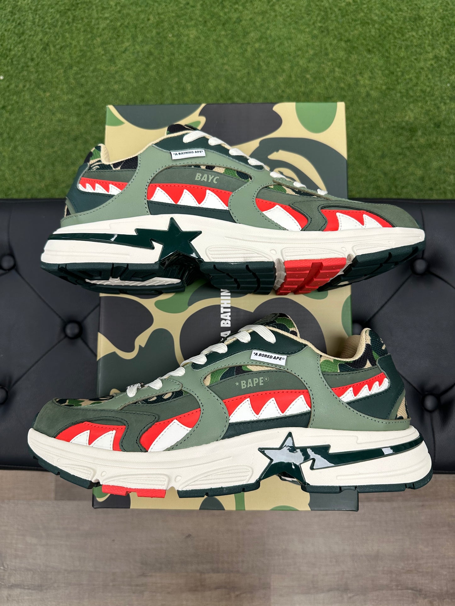 A Bathing Ape Shark Sta Bored Ape Yacht Club Green - Size 12