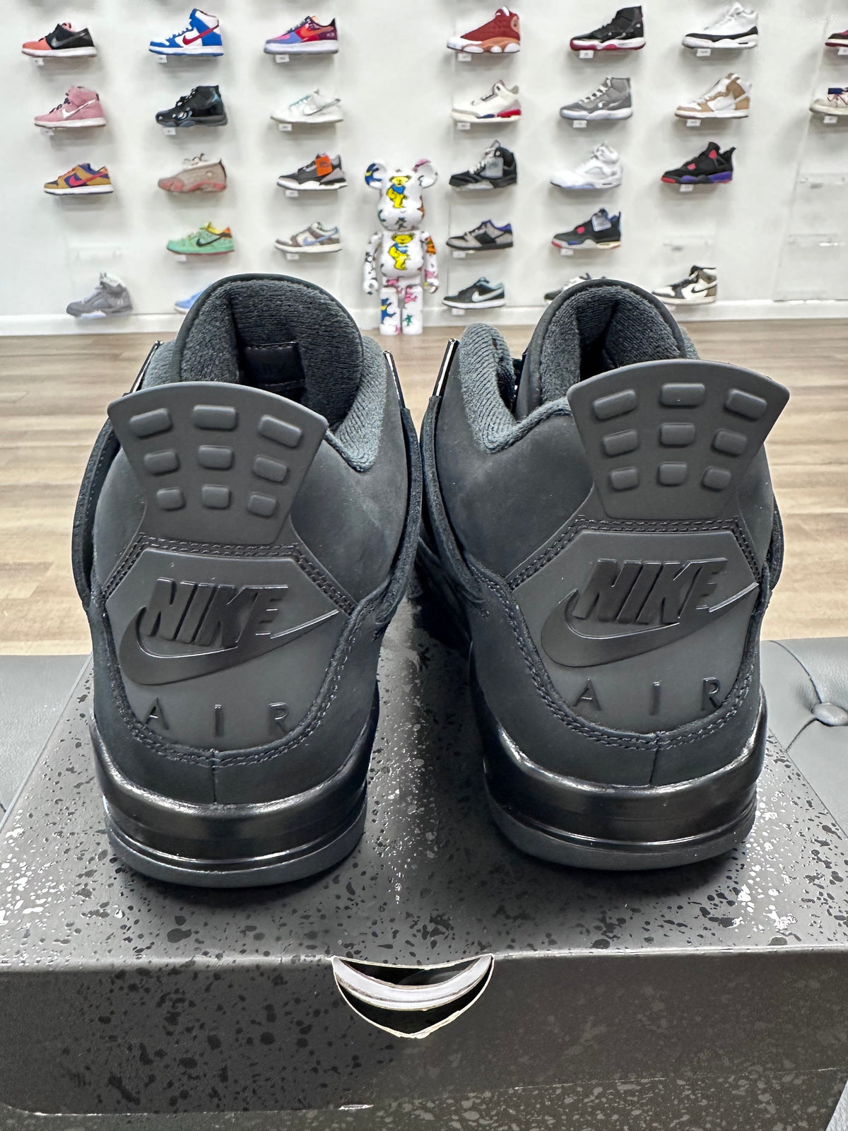 Jordan 4 Retro Black Cat (2025)