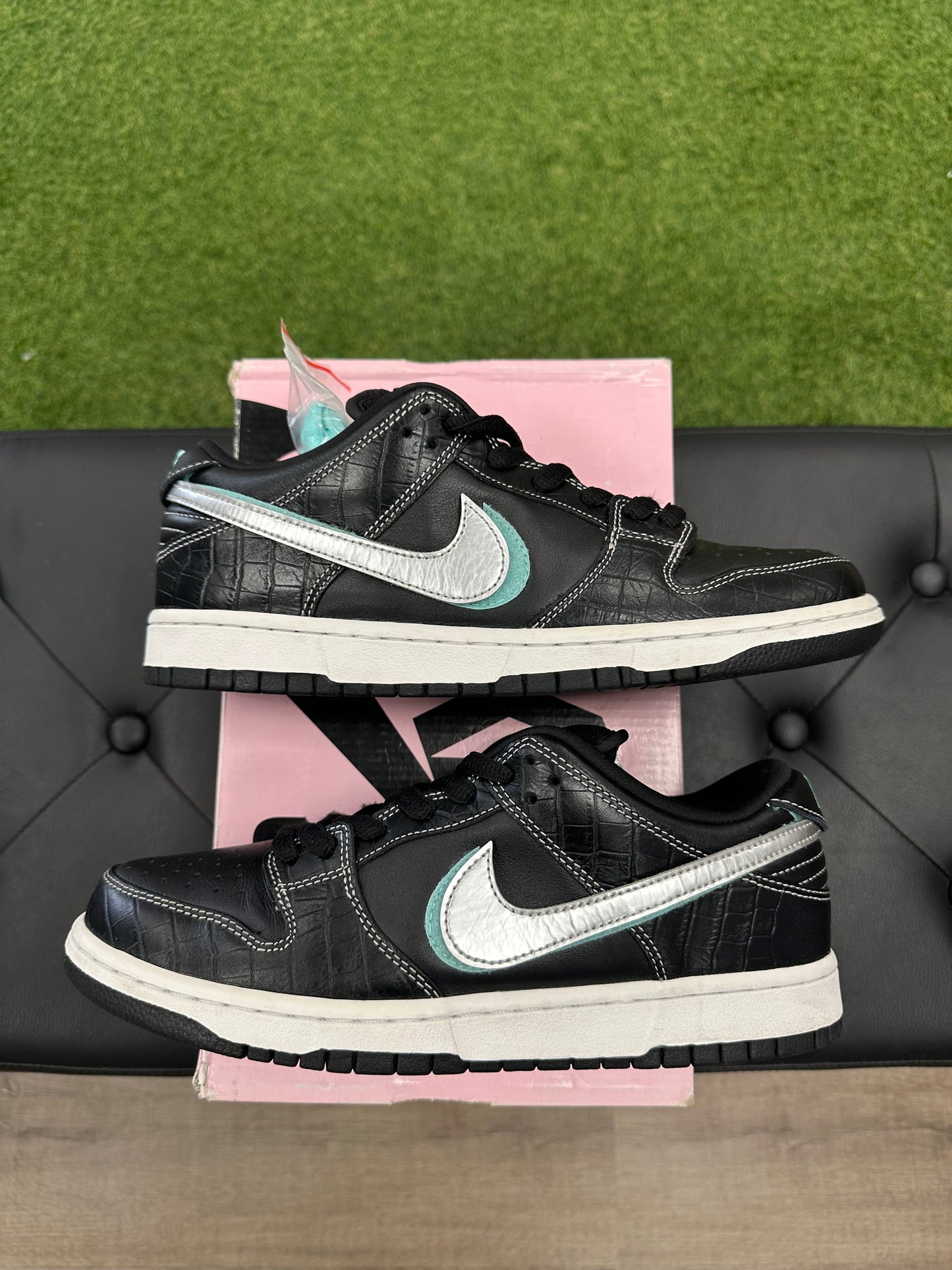 Nike SB Dunk Low Diamond Supply Co. Black Diamond - Size 9 (U)