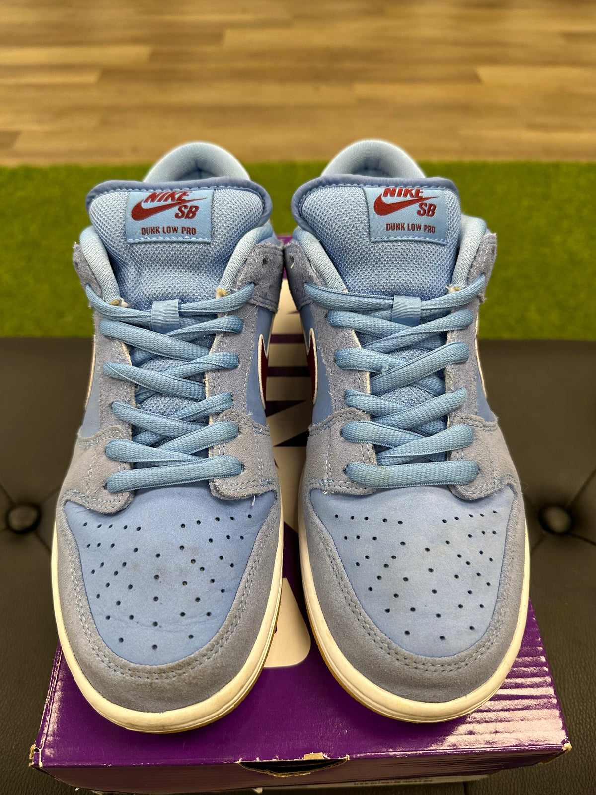 Nike SB Dunk Low Philadelphia Phillies