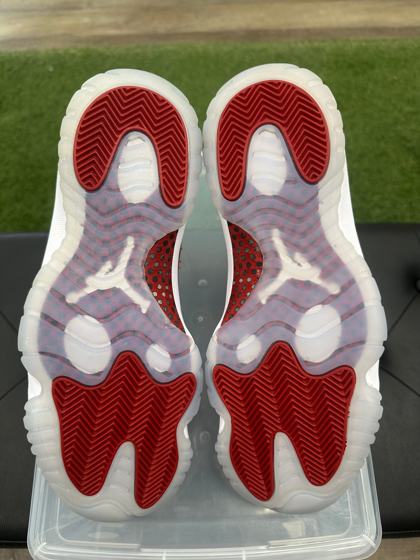 Jordan 11 Retro Cherry (2022) - Size 9 (U)