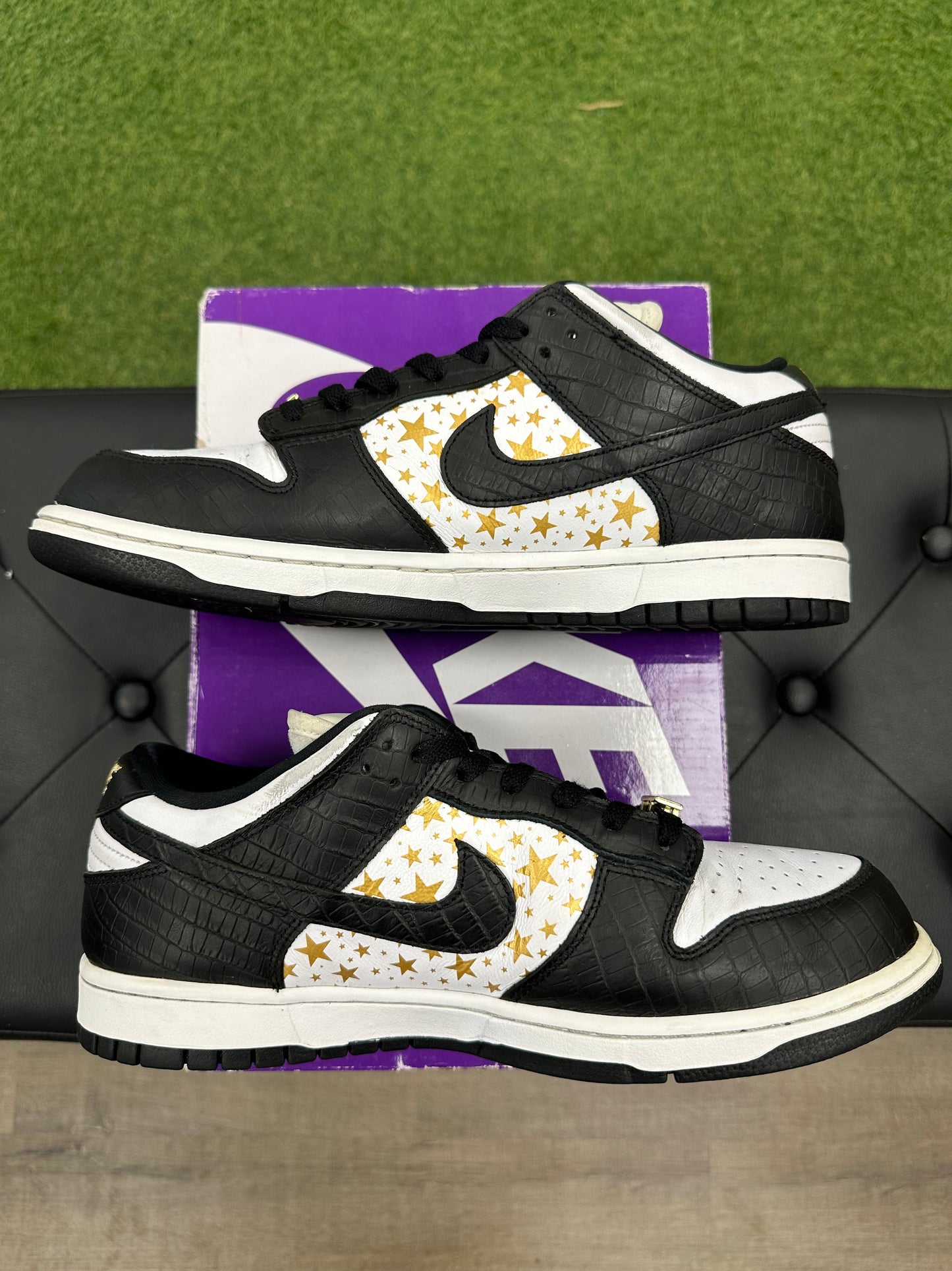 Nike SB Dunk Low Supreme Stars Black (2021) - Size 10.5 (U)