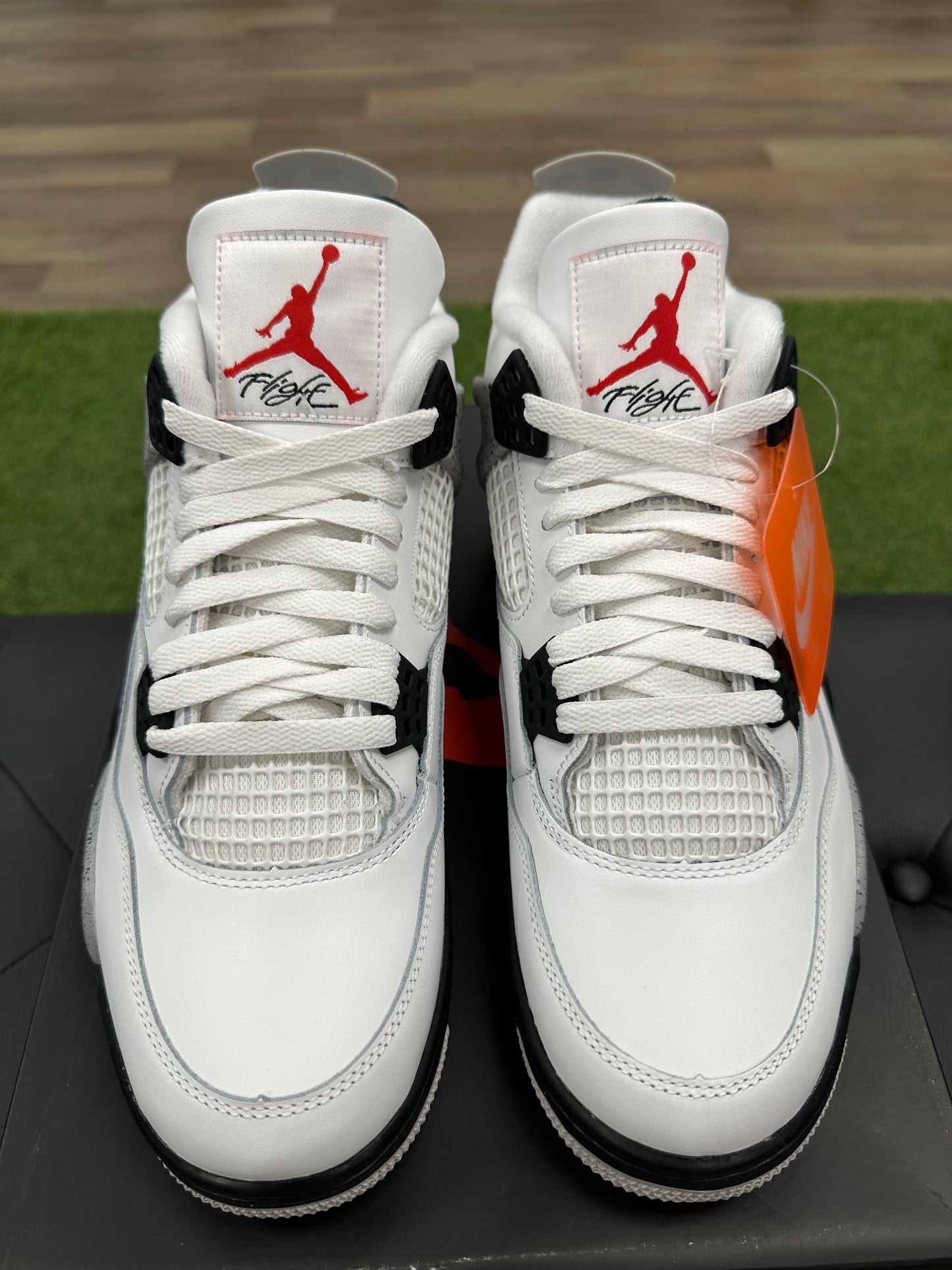 Jordan 4 Retro White Cement (2025) - Size 10.5