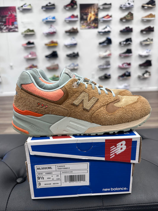 New Balance 999 Packer Shoes CML - Size 9.5 (U)