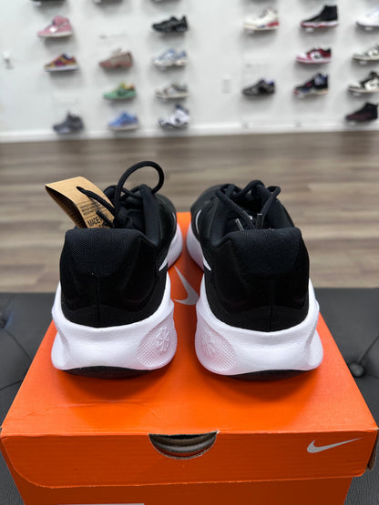 Nike Revolution 7 Black White (Women's)