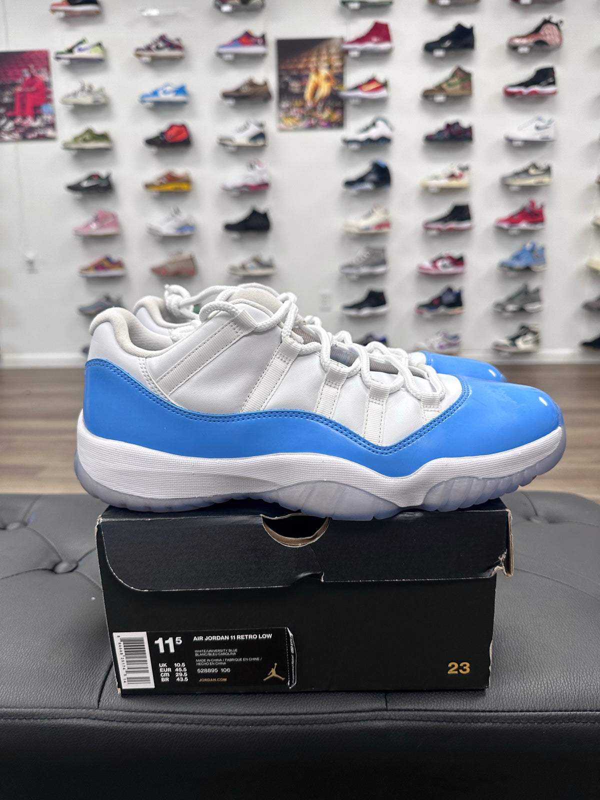Jordan 11 Retro Low University Blue (2017)