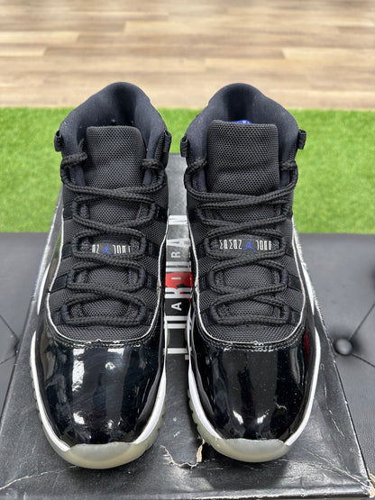 Jordan 11 Retro Space Jam (2016) - Size 8 (U)