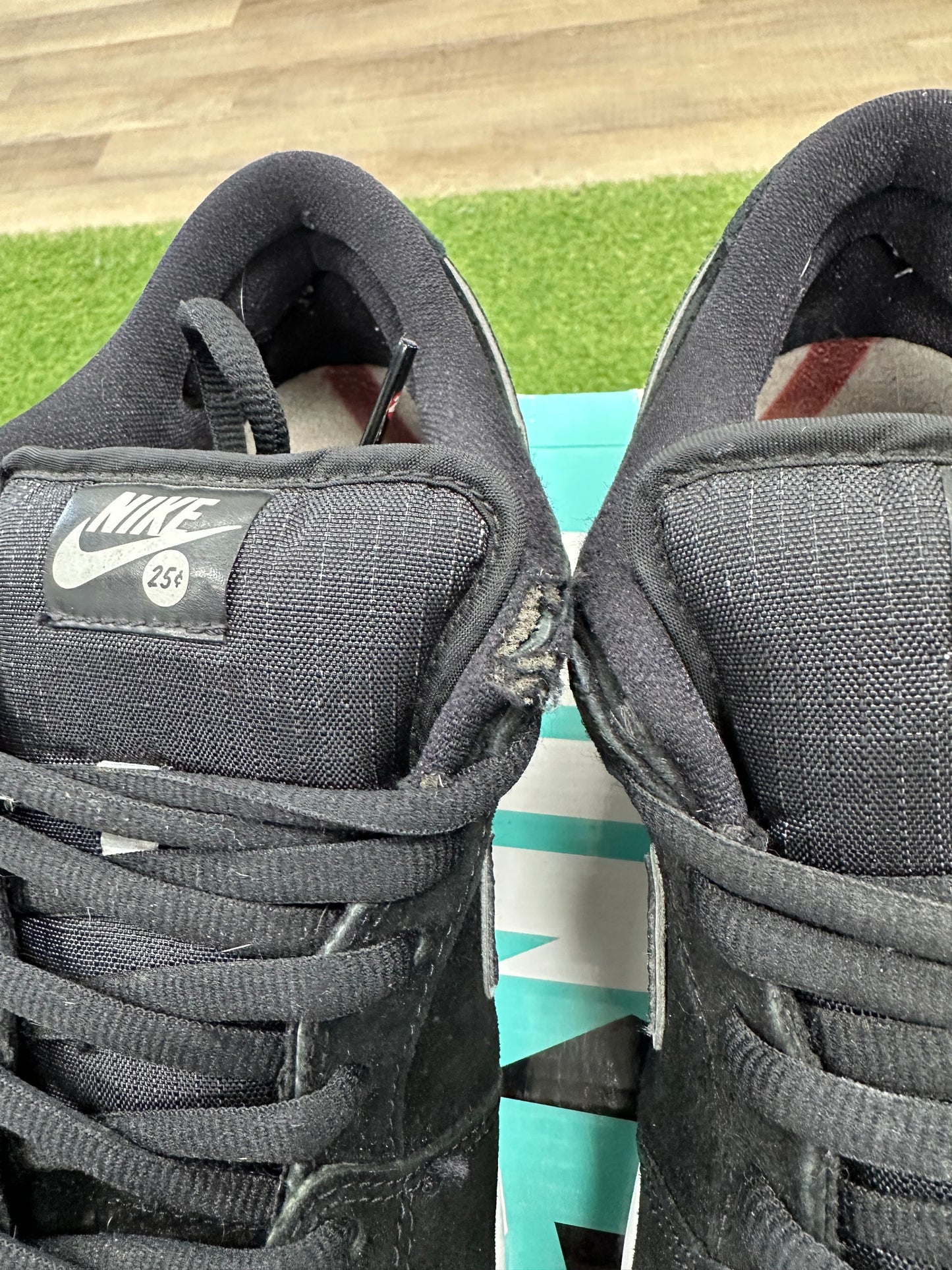 Nike SB Dunk Low Quartersnacks - Size 12 (U)