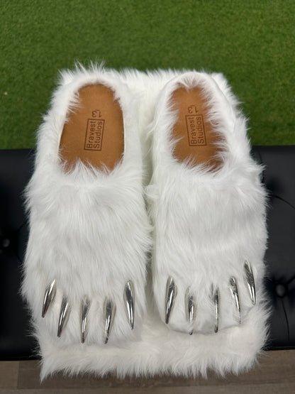 Bravest Studios Bear Claw Mule White - Size 13