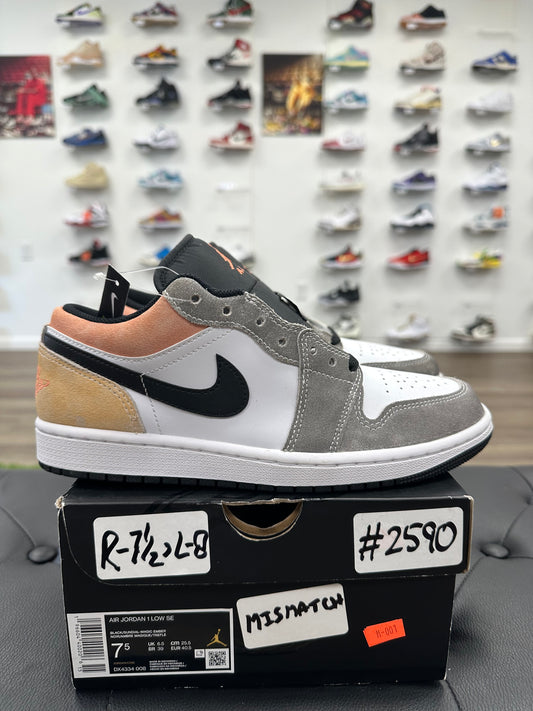 Jordan 1 Low SE Flight Club - Size 7.5 (mismatch)