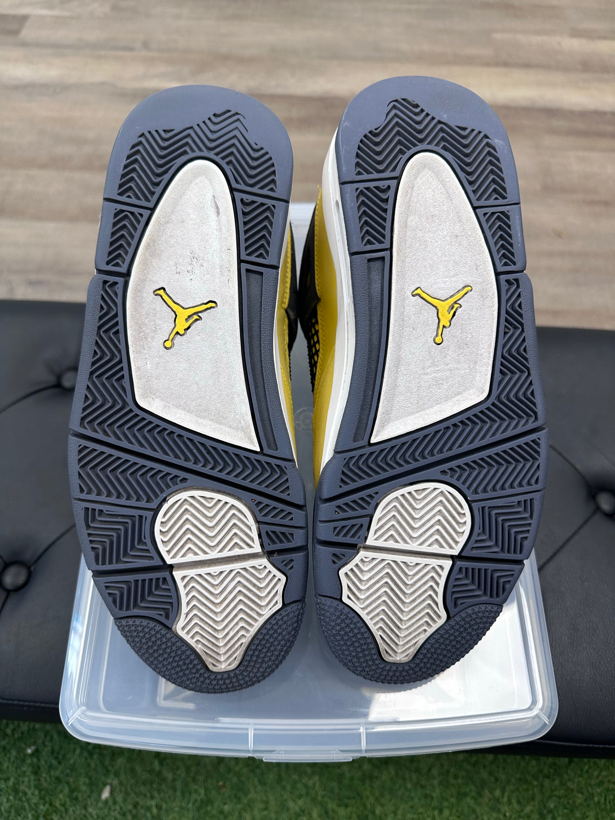 Jordan 4 Retro Lightning (2021)