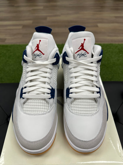Jordan 4 Retro SB Navy - Size 9