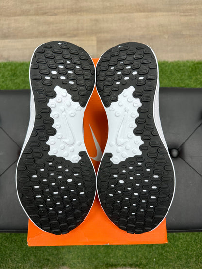 Nike Revolution 7 Black White (Women's)