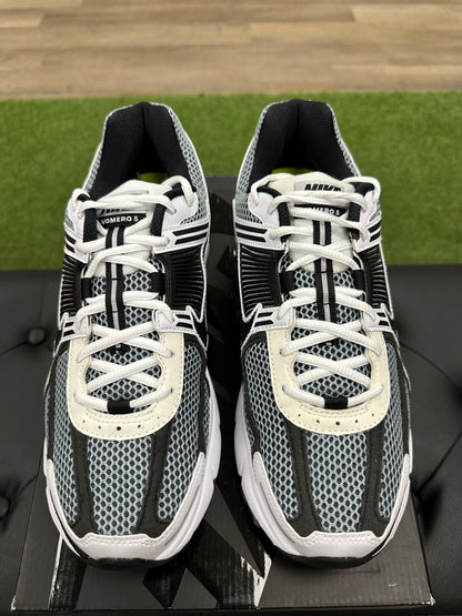 Nike Zoom Vomero 5 SE SP Dark Grey Black White - Size 8