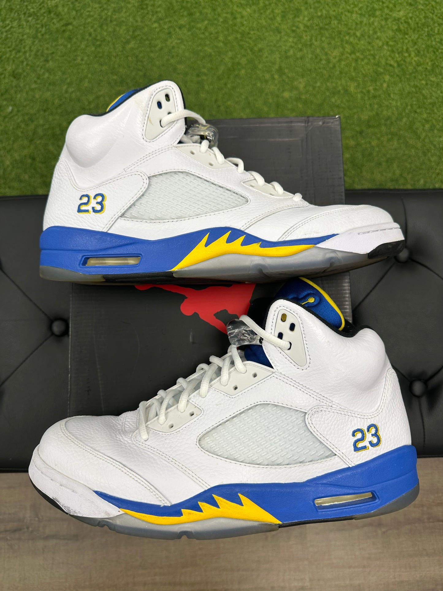 Jordan 5 Retro Laney (2013) - Size 13 (U)