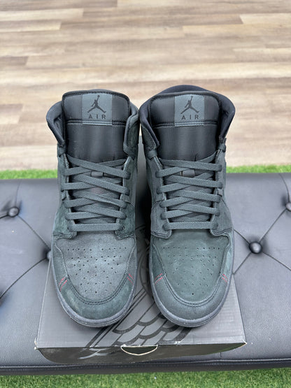 Jordan 1 Mid SE Craft Dark Smoke Red - Size 11.5 (U)