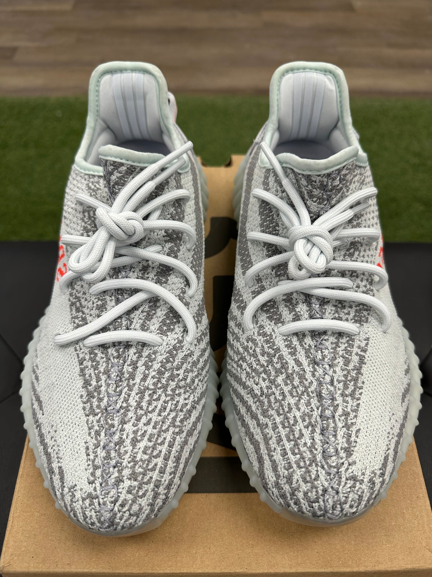 adidas Yeezy Boost 350 V2 Blue Tint - Size 8.5