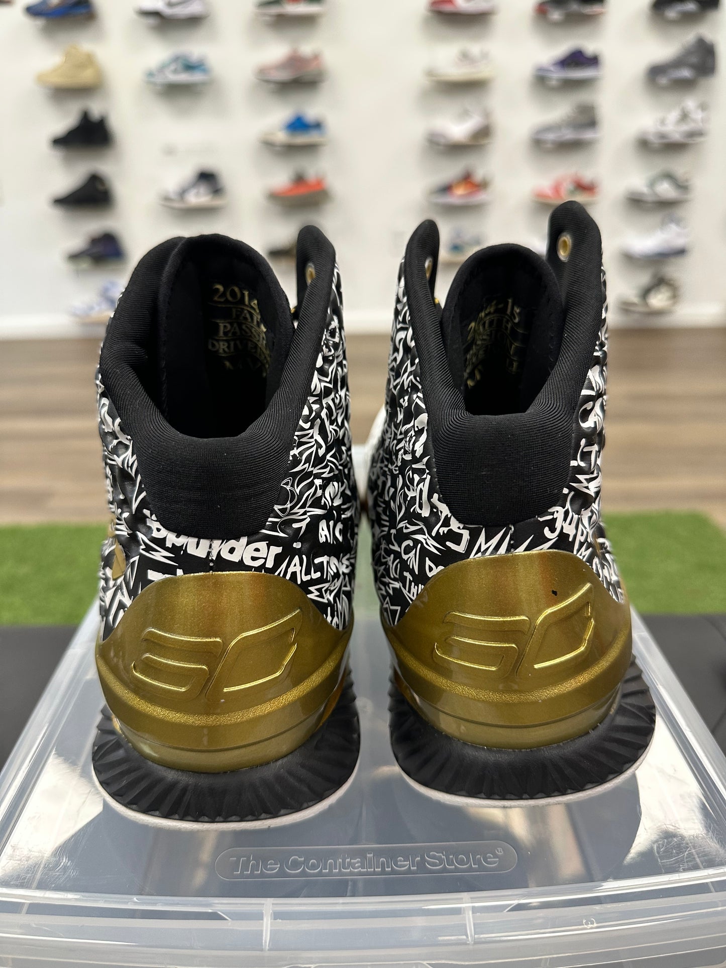 Under Armour Curry 1 Back 2 Back MVP (2016) - Size 12 (U)